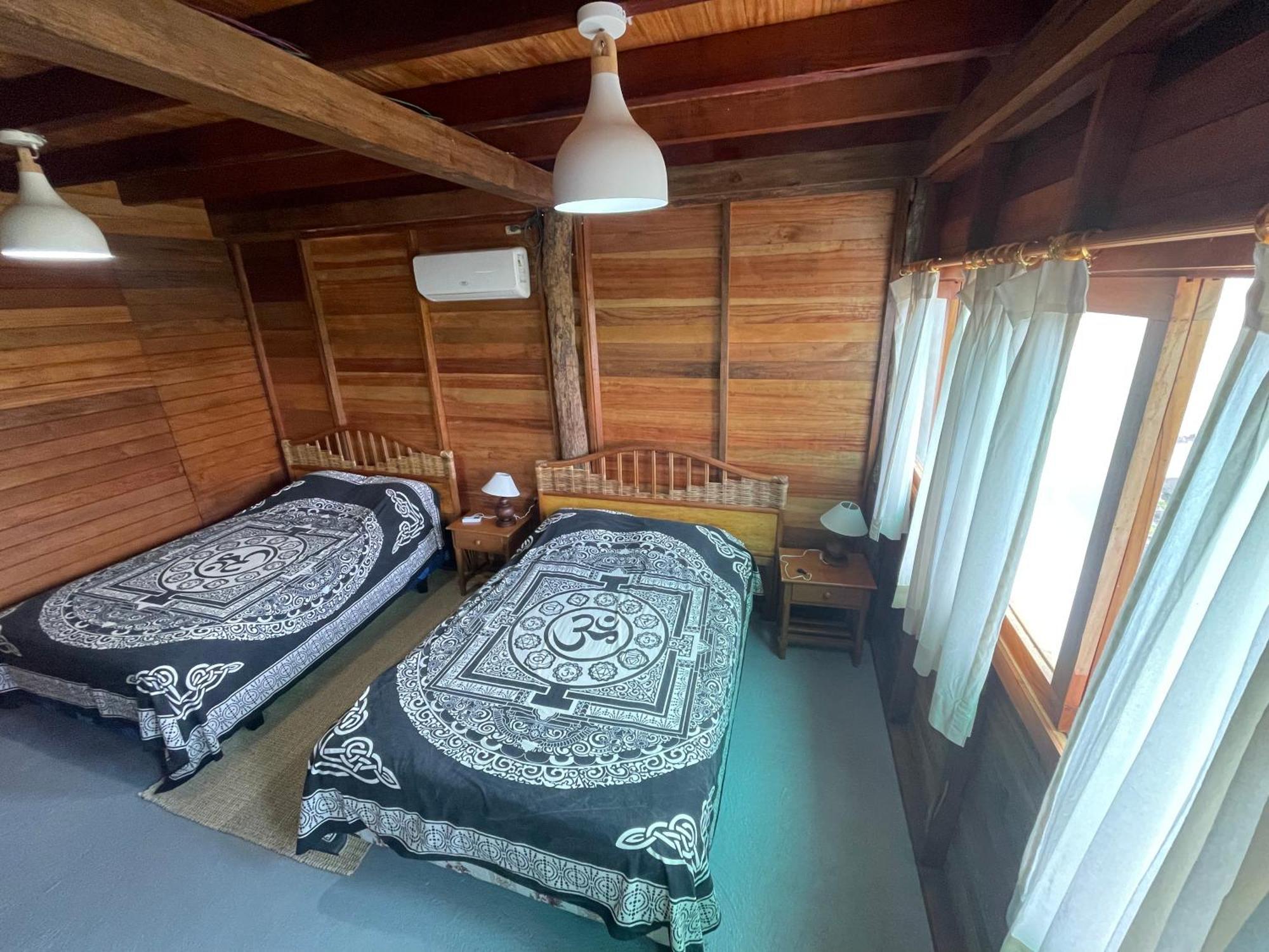 بويرتو أيورا Galapagos Chalet المظهر الخارجي الصورة