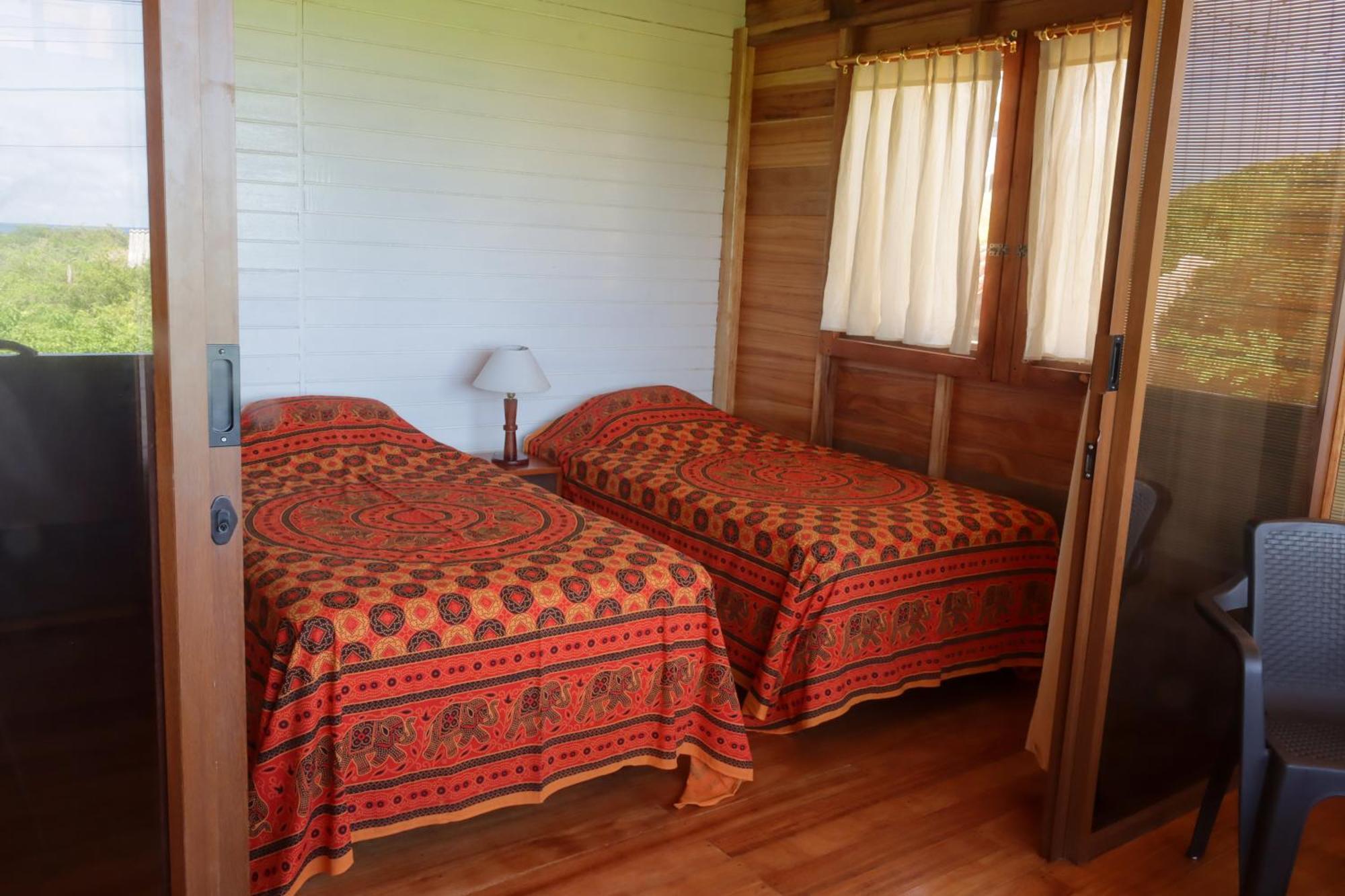 بويرتو أيورا Galapagos Chalet المظهر الخارجي الصورة